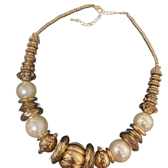 Meet your Posher, Stacie - Picture 2 of 16